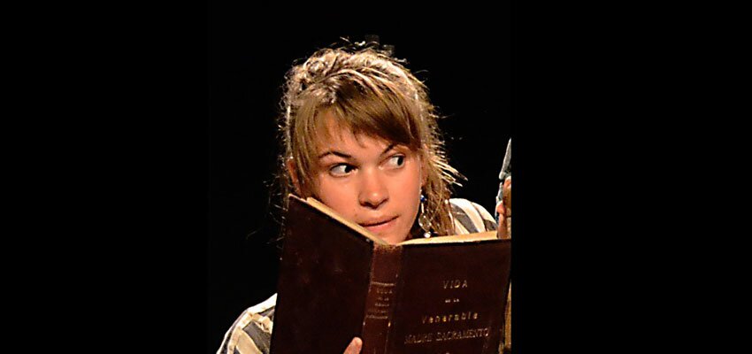 Hoy conocemos a Laura Kreitmann, nuestra actriz francesa de «Lorca, Calderón y los estudiantes de Babel» Hoy conocemos a Laura Kreitmann, nuestra actriz francesa de «Lorca, Calderón y los estudiantes de Babel»