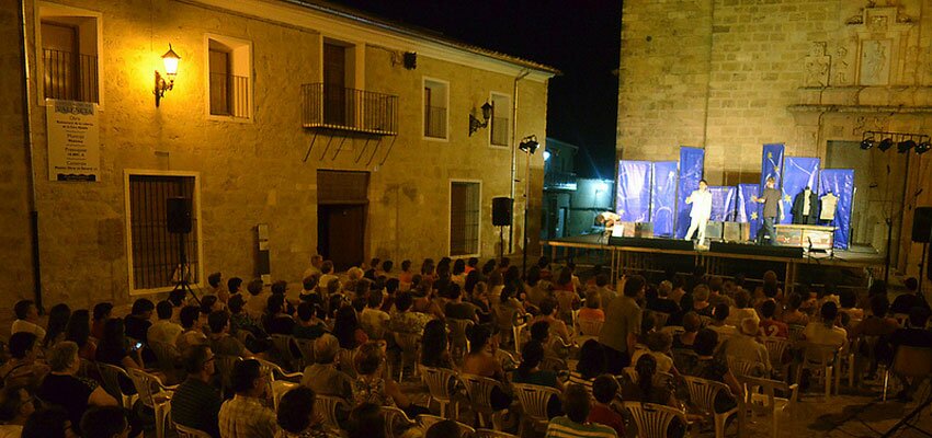 El Festival de Dins se clausura en Montesa con una cena europea de hermandad y con gran éxito de público y crítica
