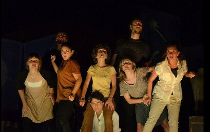 Escena Erasmus cierra mañana su gira de Las Huellas de la Barraca en Macastre con un acto solidario en apoyo a los pueblos afectados por los incendios de este verano