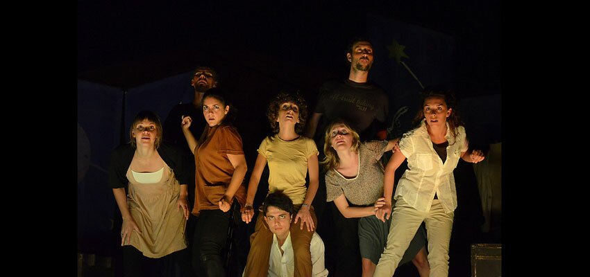 Escena Erasmus cierra mañana su gira de Las Huellas de la Barraca en Macastre con un acto solidario en apoyo a los pueblos afectados por los incendios de este verano Escena Erasmus cierra mañana su gira de Las Huellas de la Barraca en Macastre con un acto solidario en apoyo a los pueblos afectados por los incendios de este verano